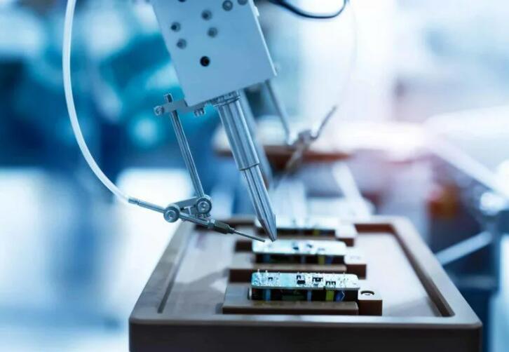 科技公司正面臨全球芯片短缺 有可能持續(xù)到2023年