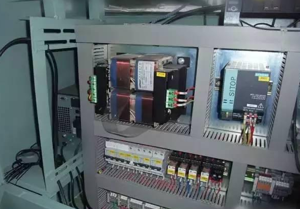 電源的接地處理